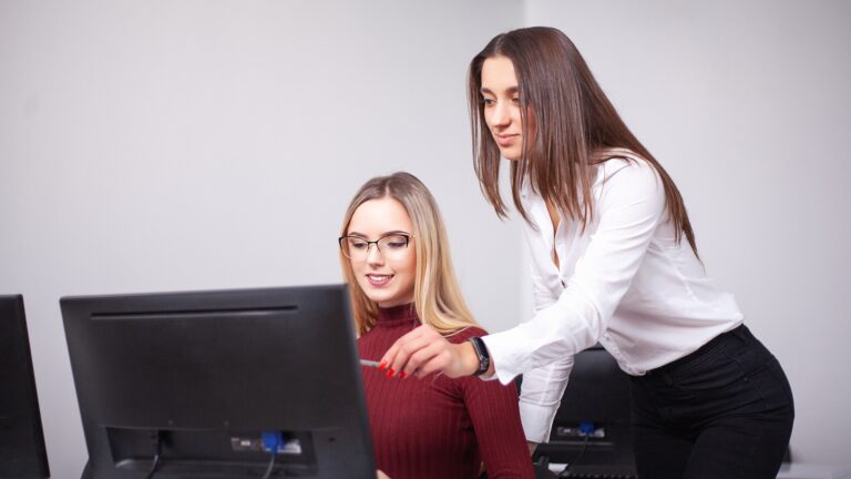 tugas supervisor adalah