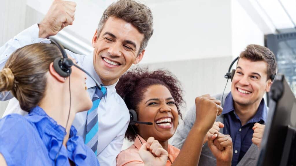 tugas pekerjaan customer care