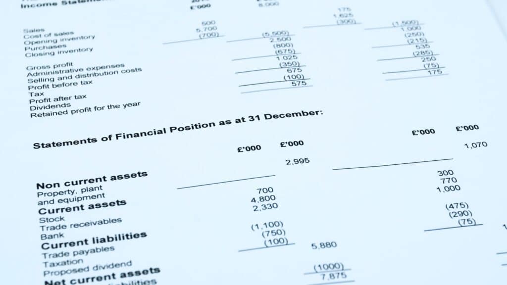 pentingnya Accrued expense untuk bisnis yaitu akurasi laporan keuangan