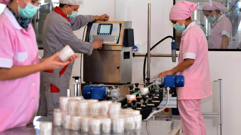 ciri-ciri produksi massal