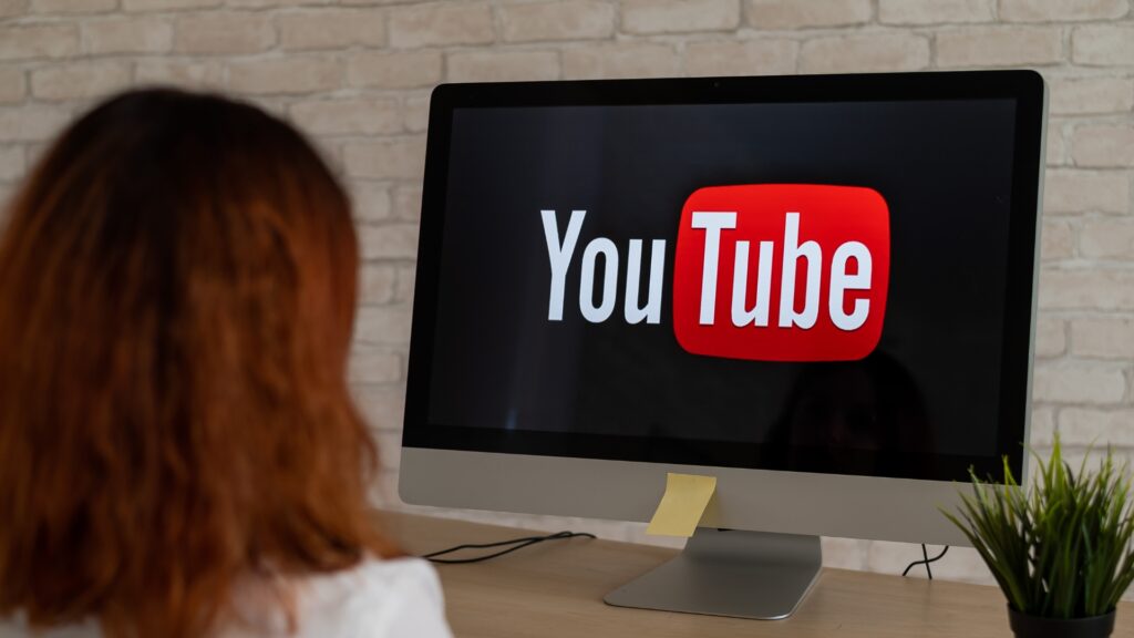 bisnis digital youtube